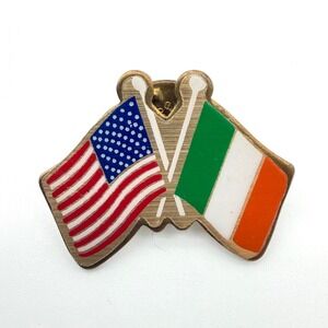 USA & Ireland Crossed Flags Lapel Pin Enamel Gold Tone Friendship Heritage Irish